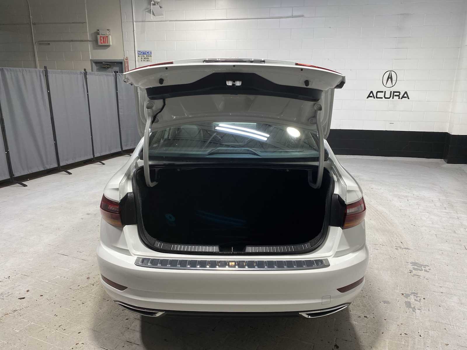 Thumbnail: 2019 Volkswagen Jetta - 19