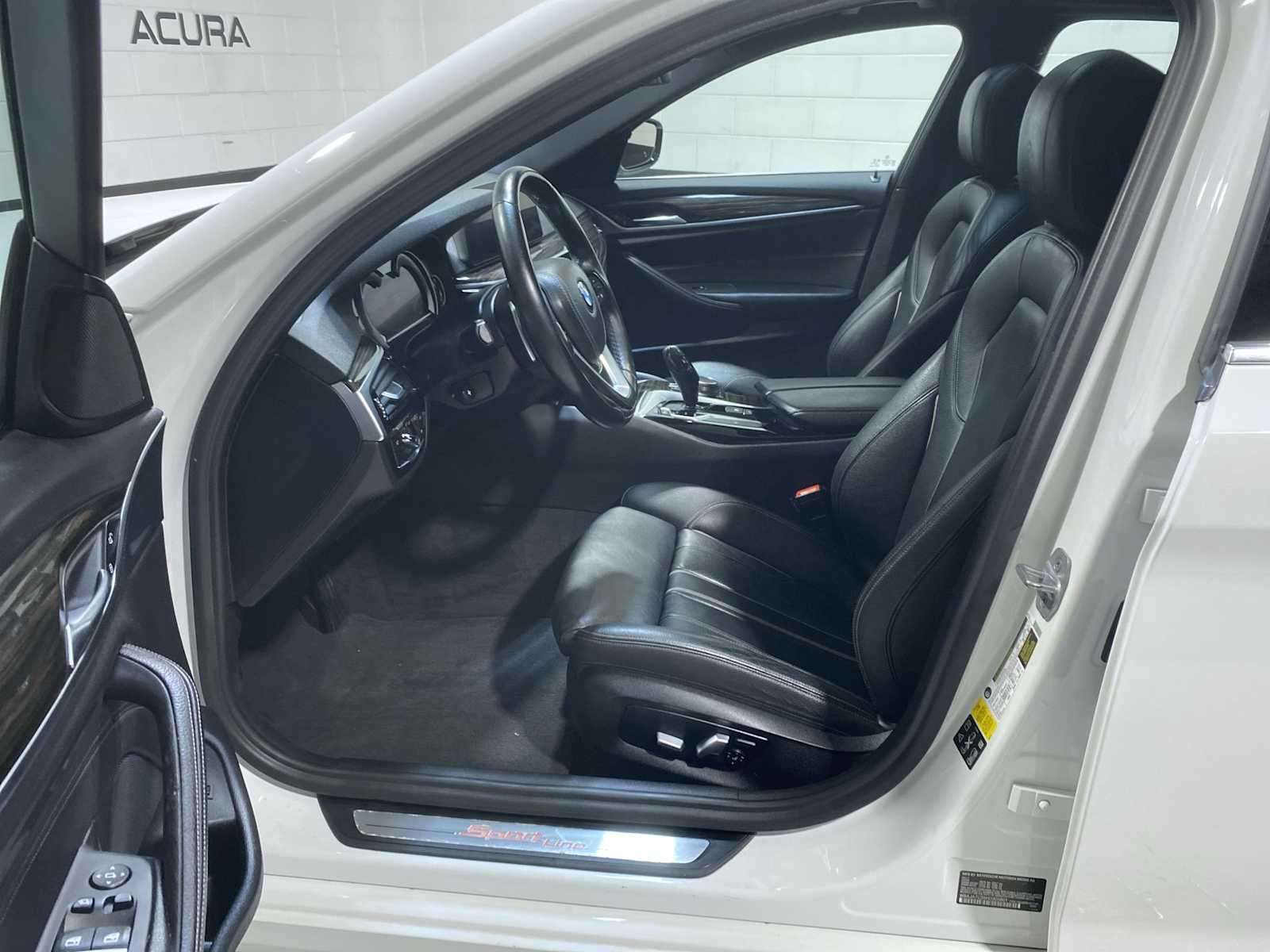 Thumbnail: 2017 BMW 5 Series - 2