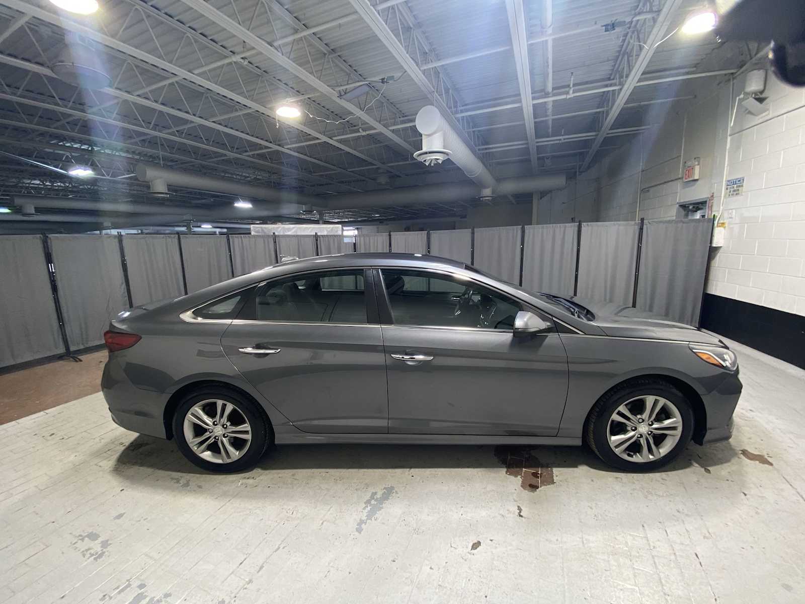 Thumbnail: 2018 Hyundai Sonata - 26