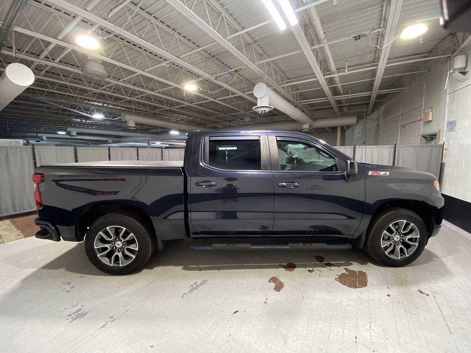 Thumbnail: 2022 Chevrolet Silverado 1500 - 27