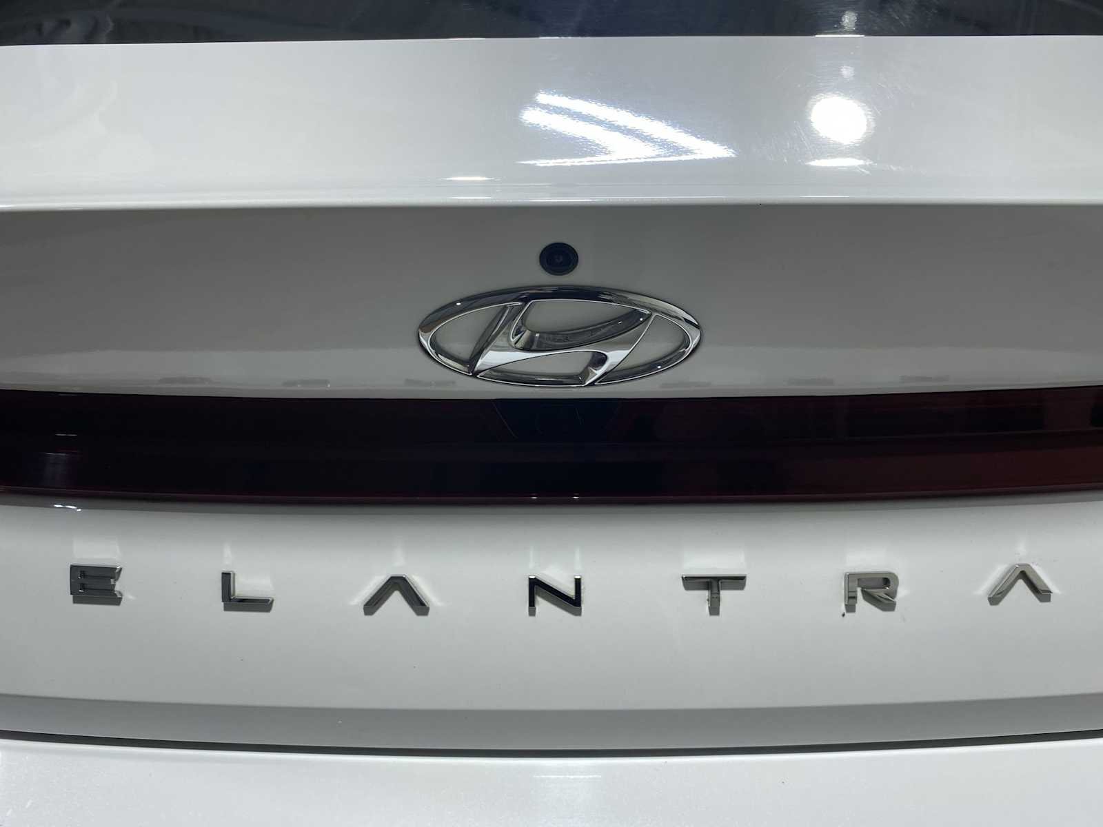 Thumbnail: 2023 Hyundai Elantra - 7