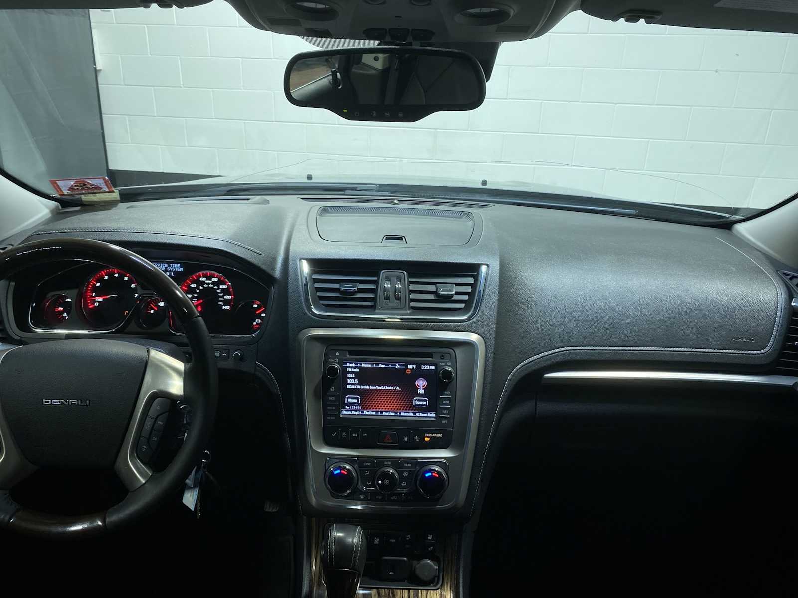 Thumbnail: 2015 GMC Acadia - 10