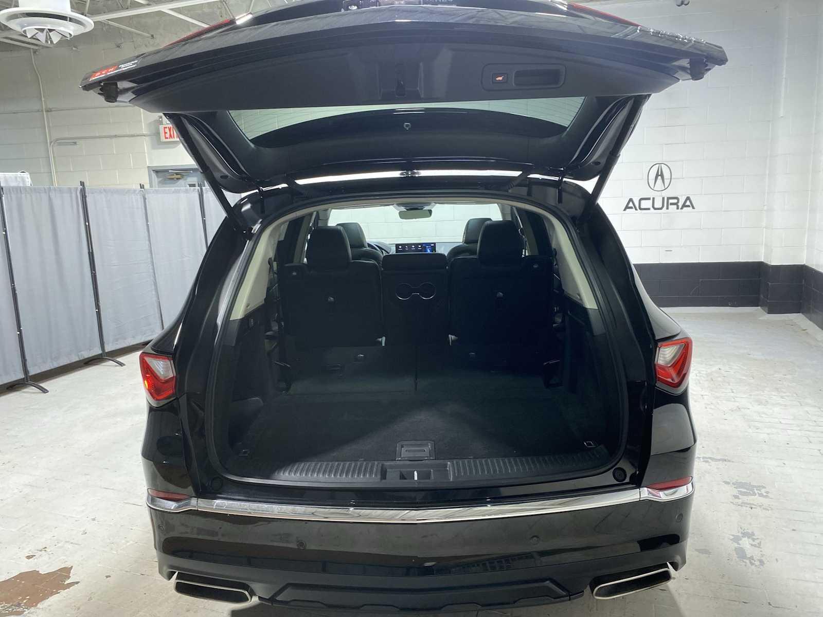 Thumbnail: 2024 Acura MDX - 19