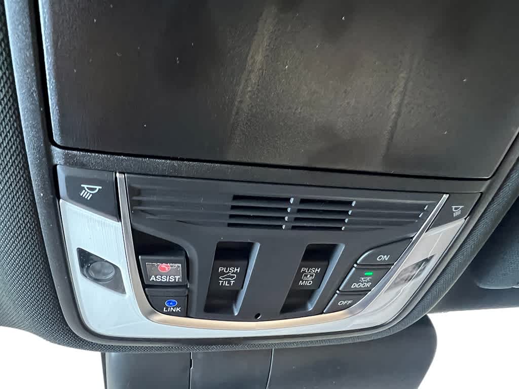 Thumbnail: 2026 Acura RDX - 26