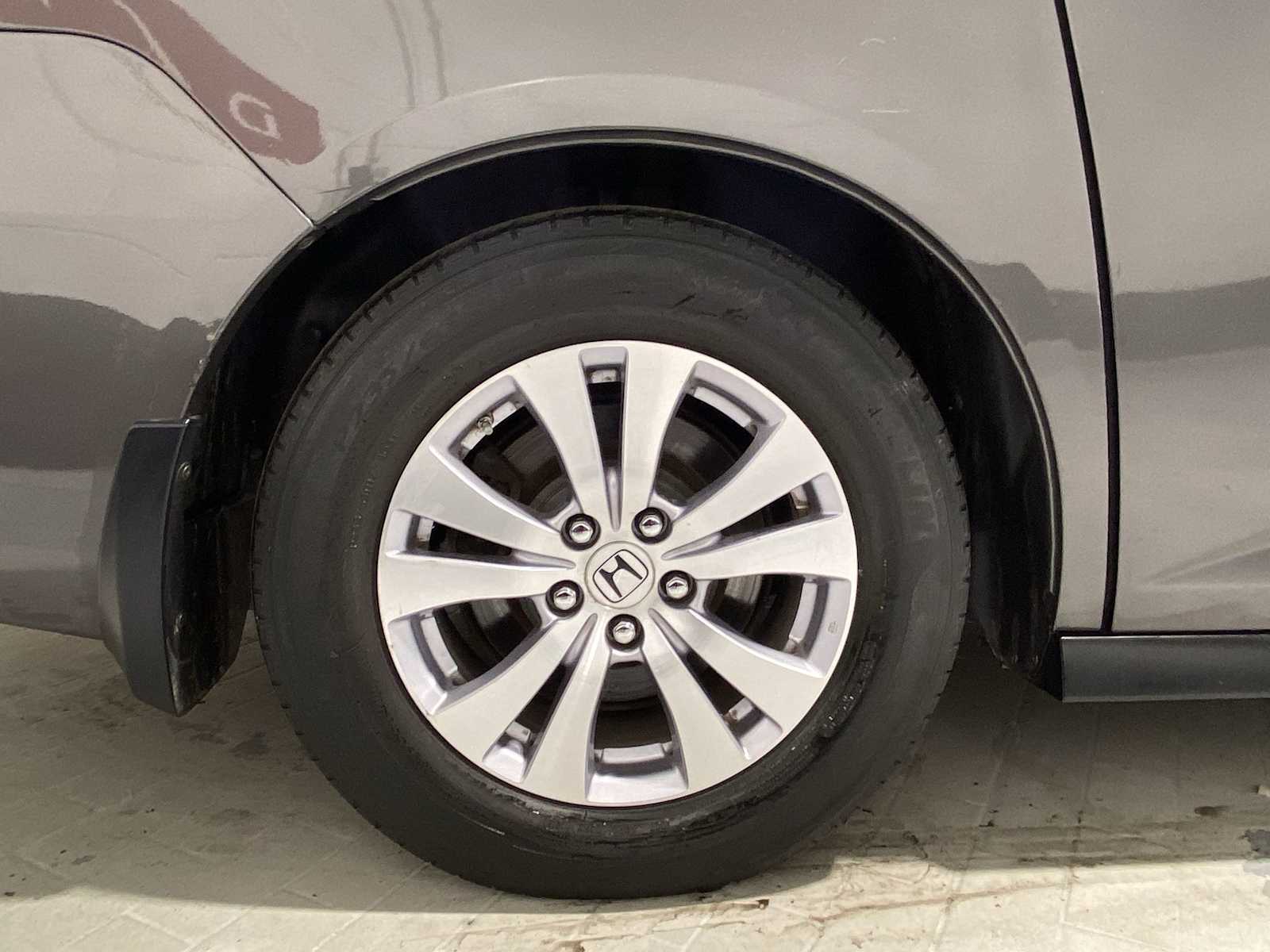 Thumbnail: 2016 Honda Odyssey - 8