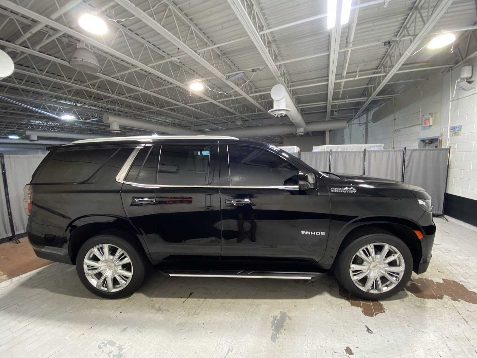 Thumbnail: 2023 Chevrolet Tahoe - 27