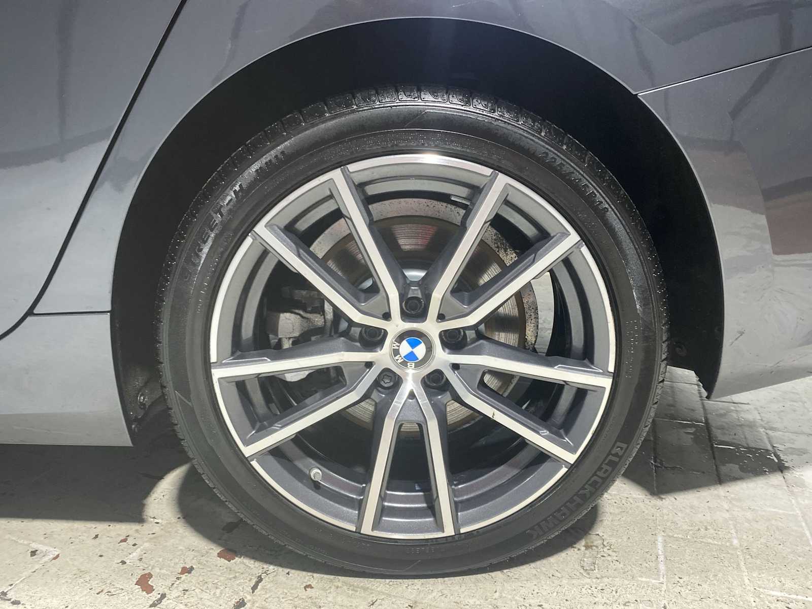 Thumbnail: 2022 BMW 3 Series - 8