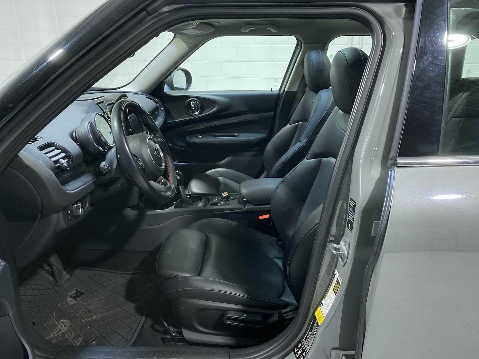 Thumbnail: 2019 MINI Cooper Clubman - 2