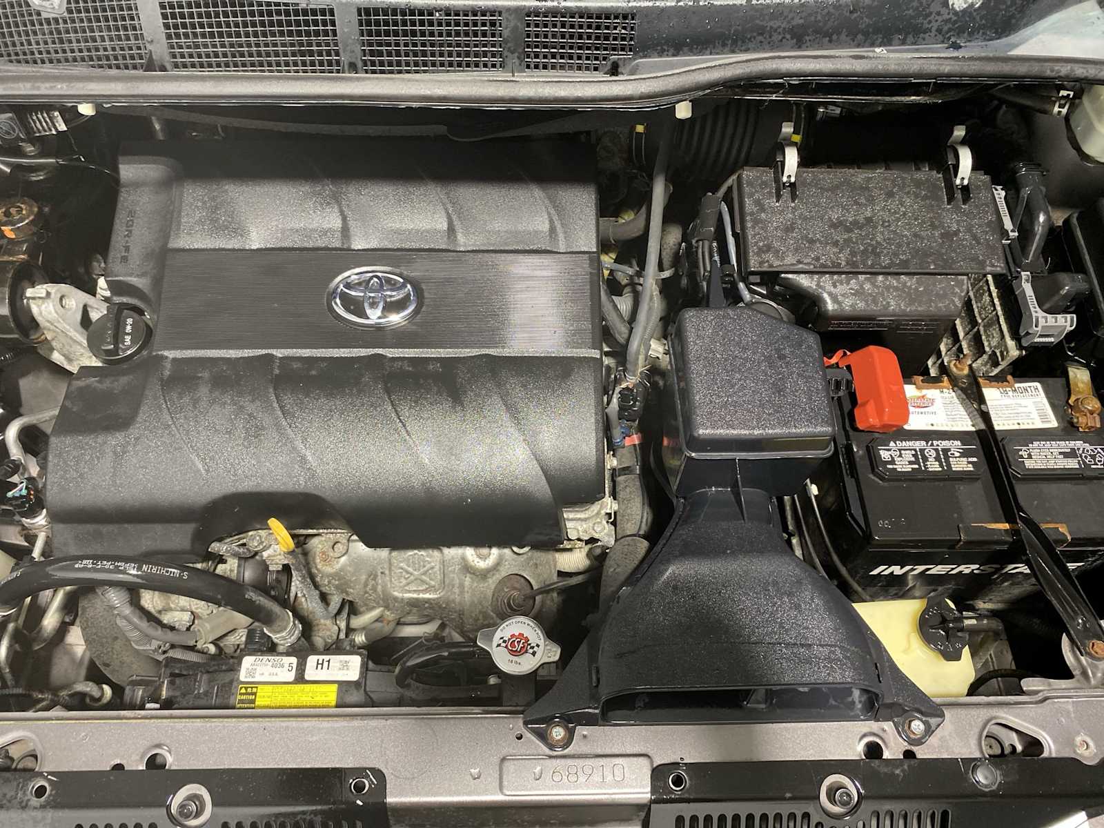 Thumbnail: 2015 Toyota Sienna - 9