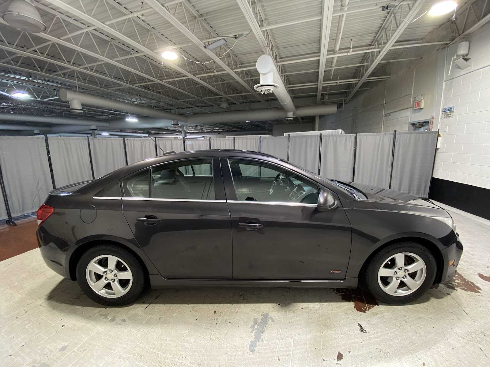 Thumbnail: 2016 Chevrolet Cruze - 27