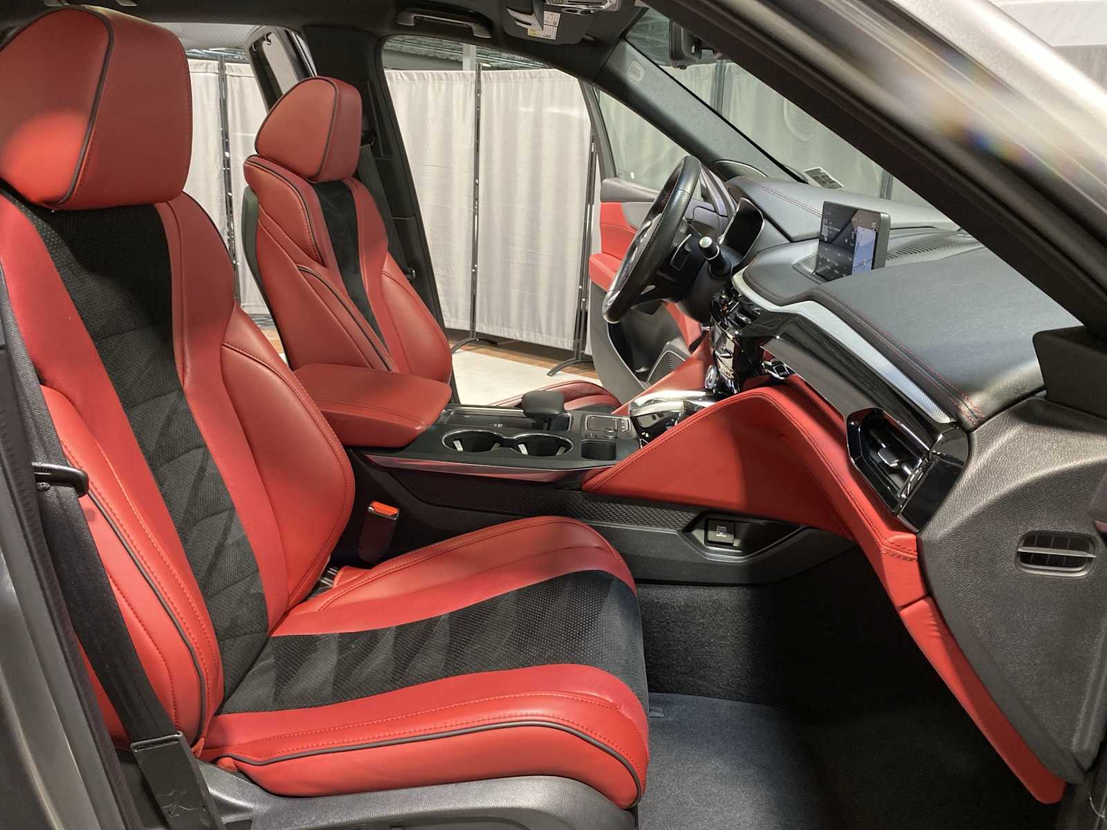 Thumbnail: 2023 Acura MDX - 14
