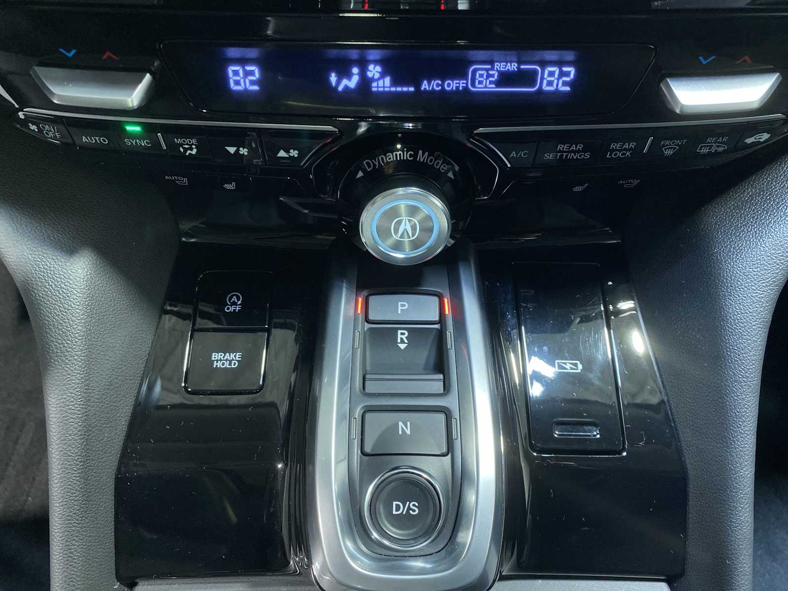 Thumbnail: 2023 Acura MDX - 17