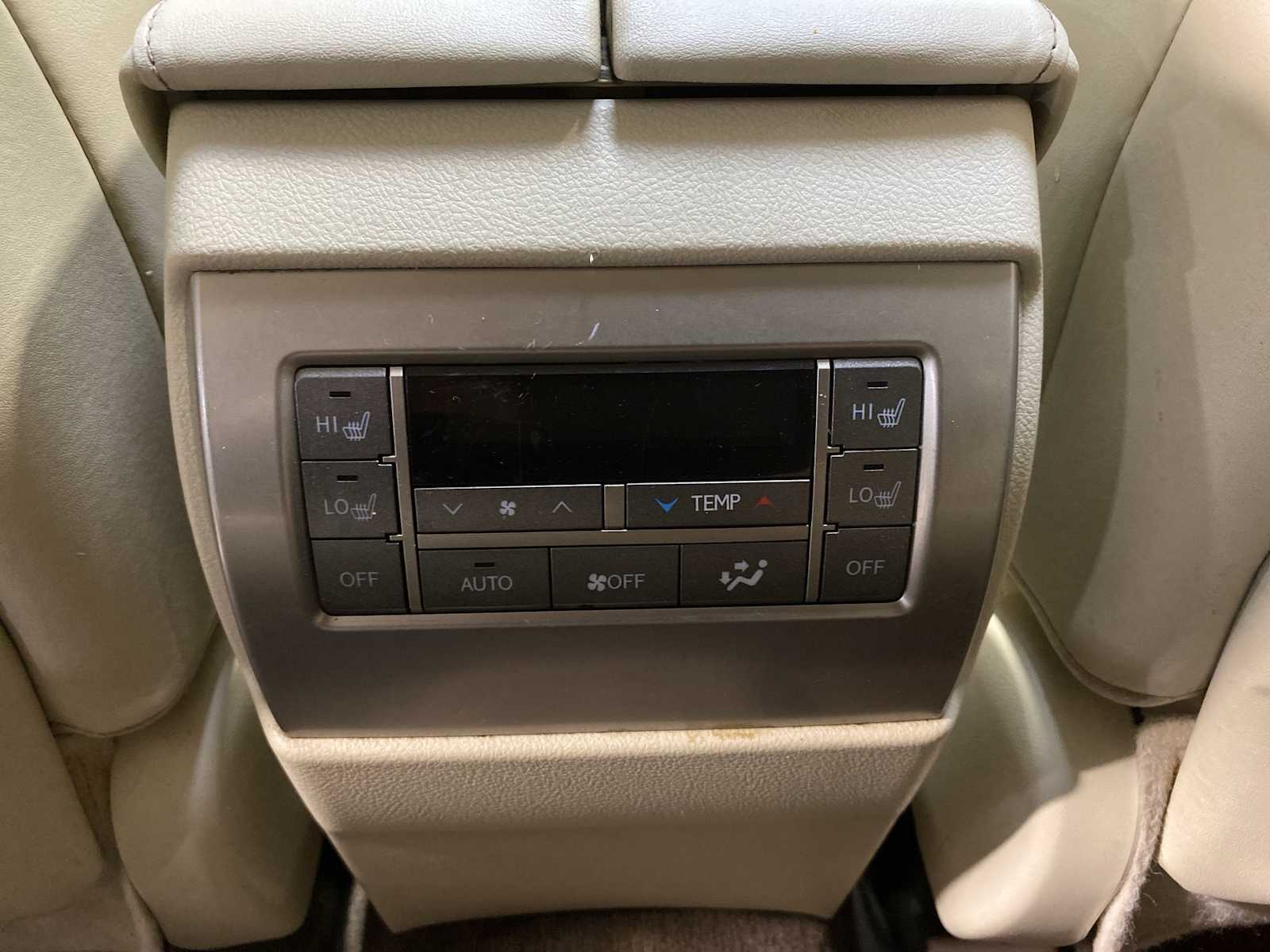 Thumbnail: 2015 Lexus GX - 24
