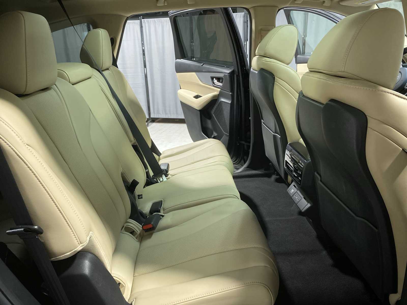 Thumbnail: 2023 Acura MDX - 13