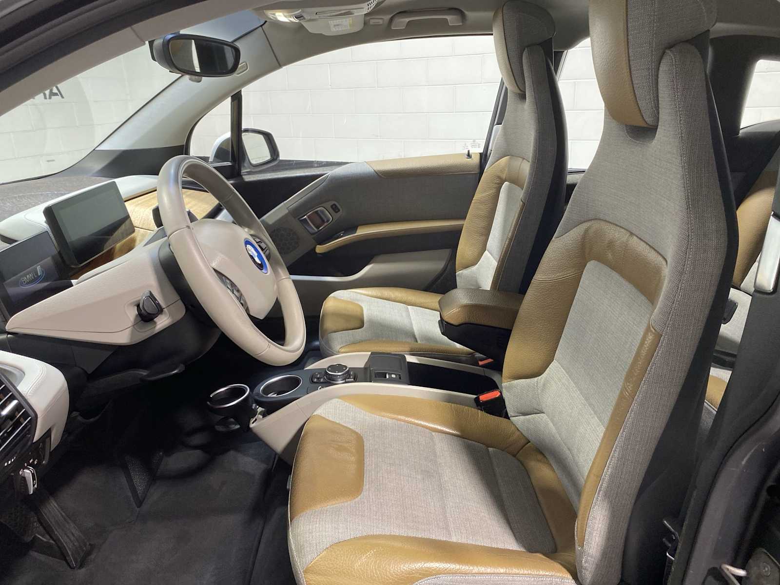 Thumbnail: 2014 BMW i3 - 2