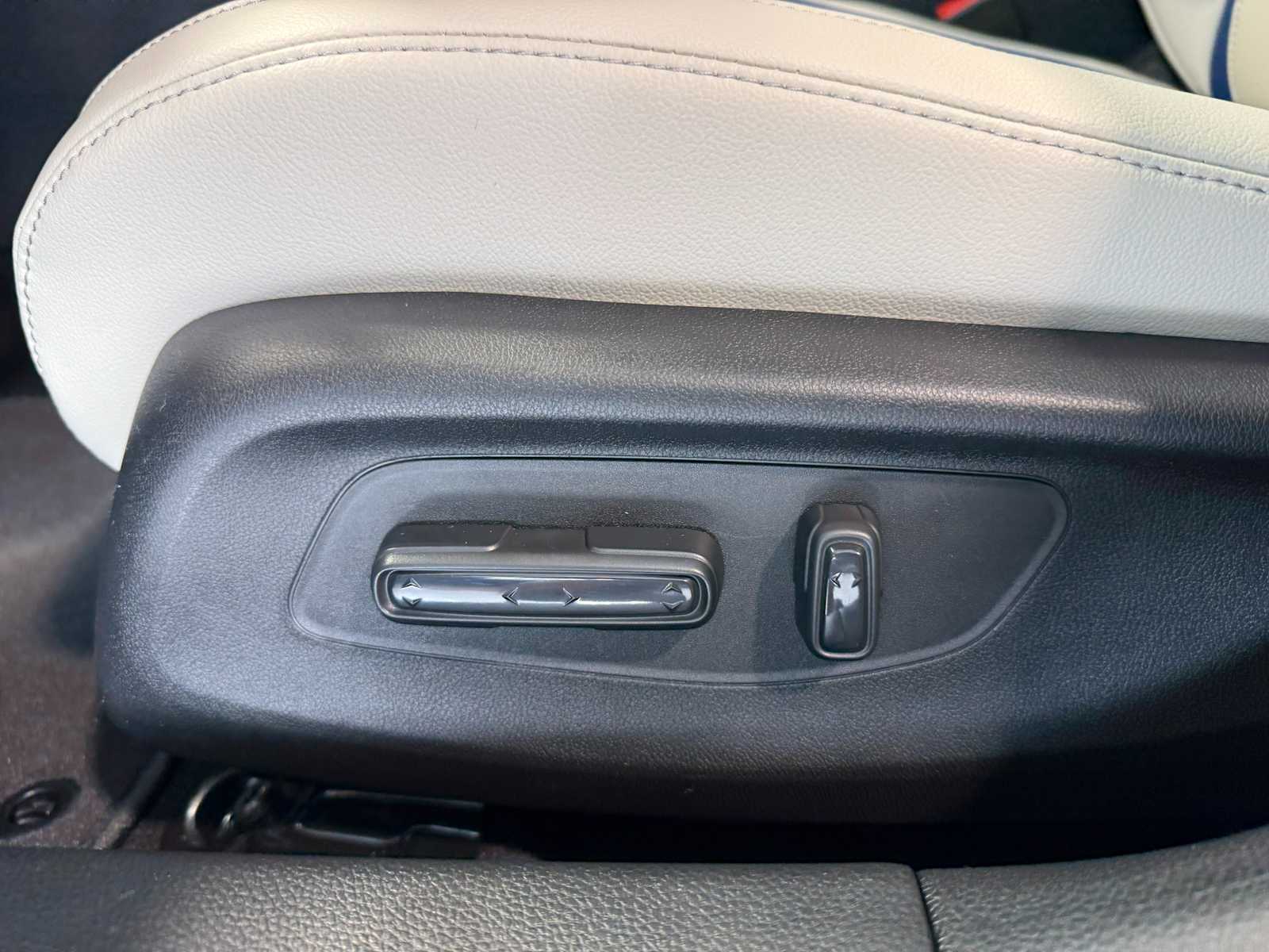 Thumbnail: 2026 Acura Integra - 18