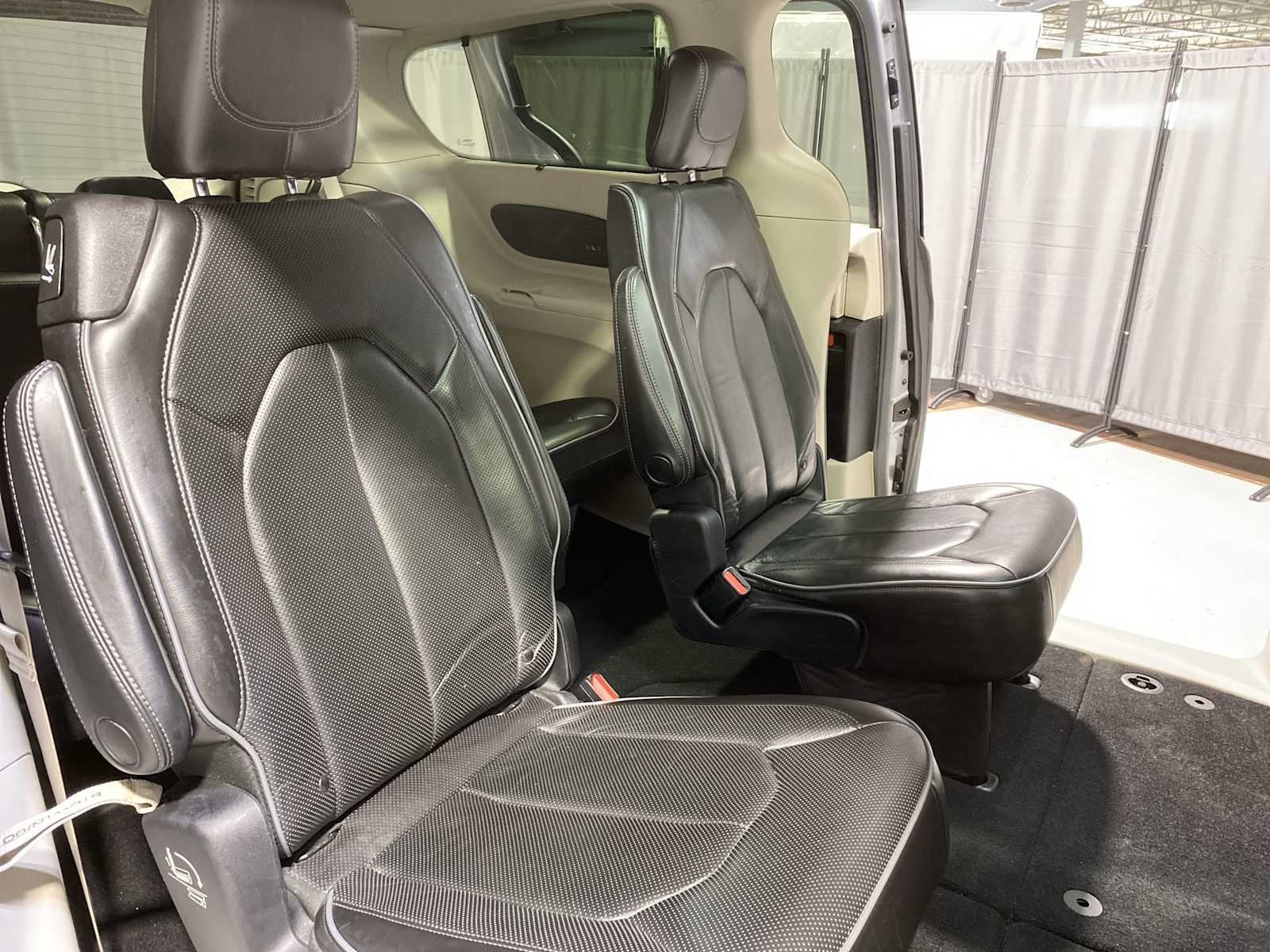 Thumbnail: 2019 Chrysler Pacifica - 13