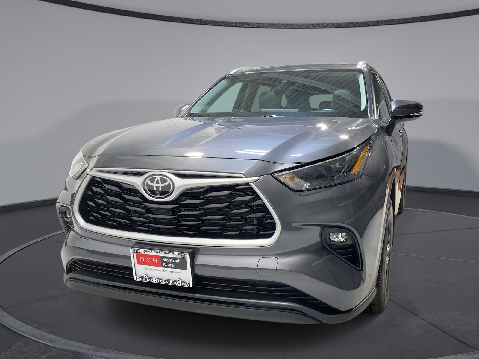 Thumbnail: 2023 Toyota Highlander - 1