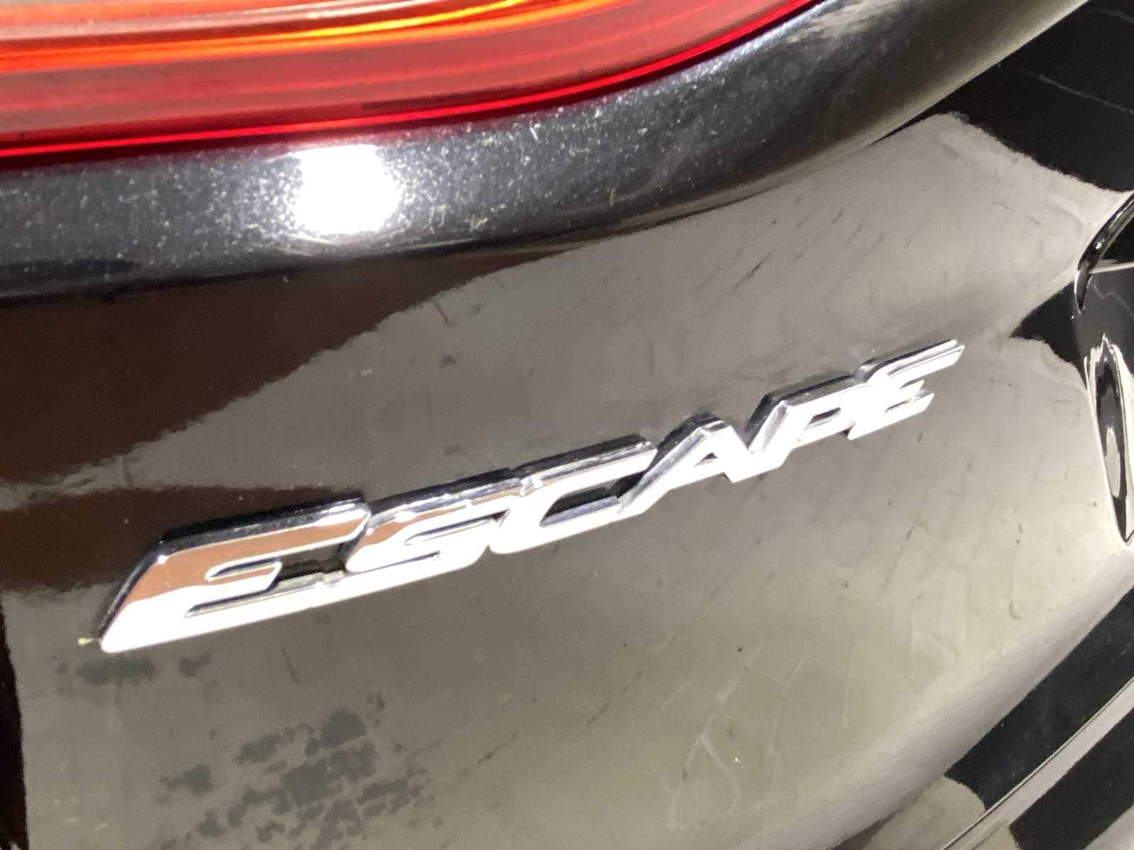 Thumbnail: 2016 Ford Escape - 7