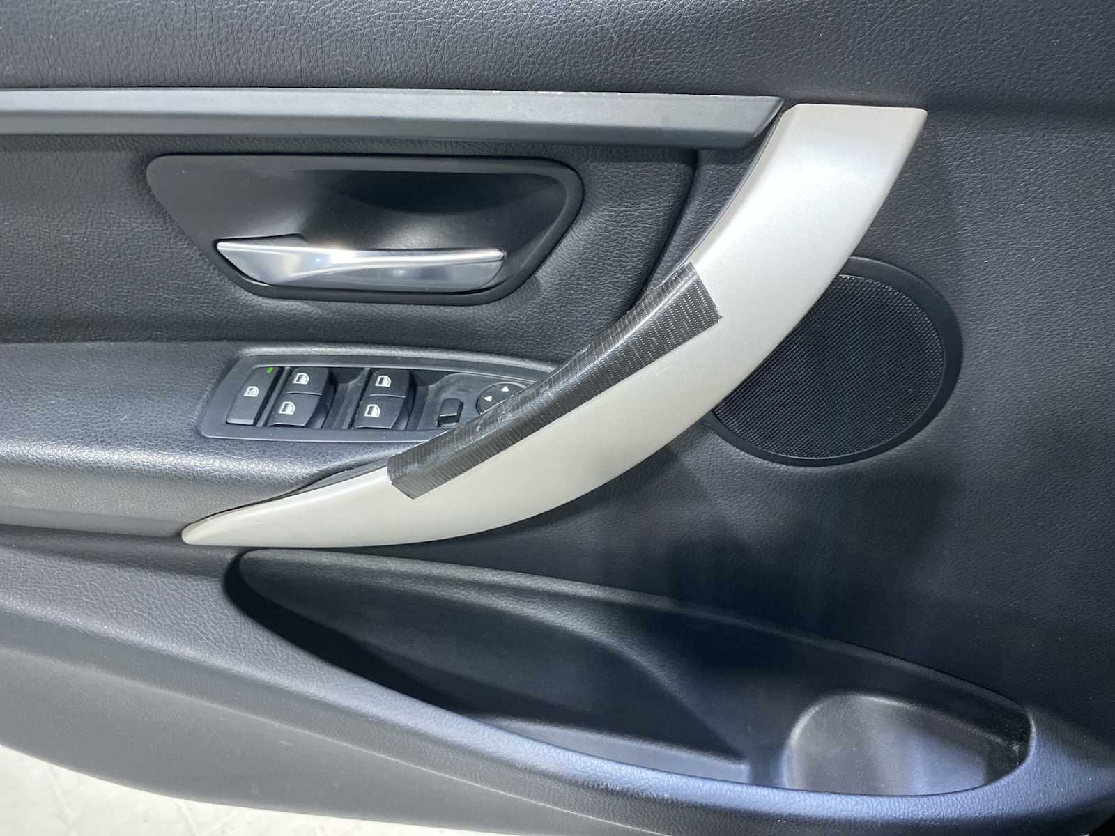 Thumbnail: 2014 BMW 3 Series - 27