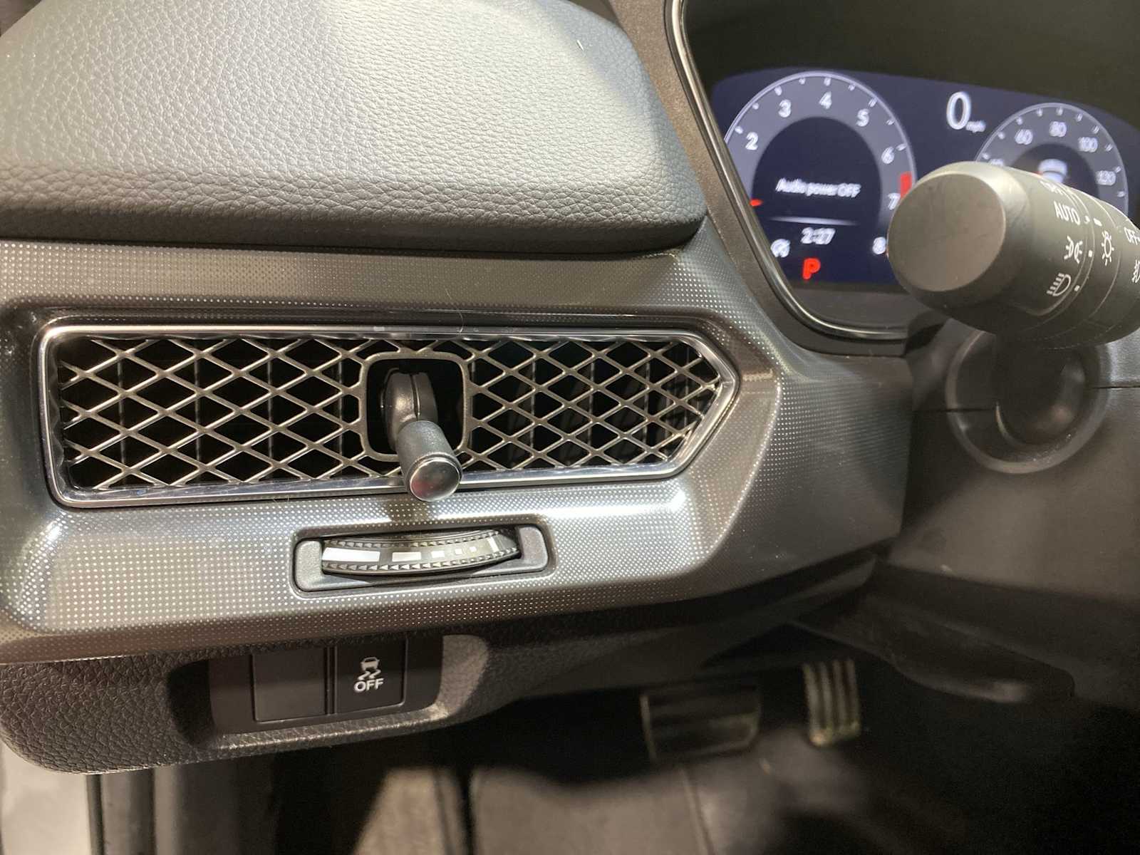 Thumbnail: 2024 Acura Integra - 24