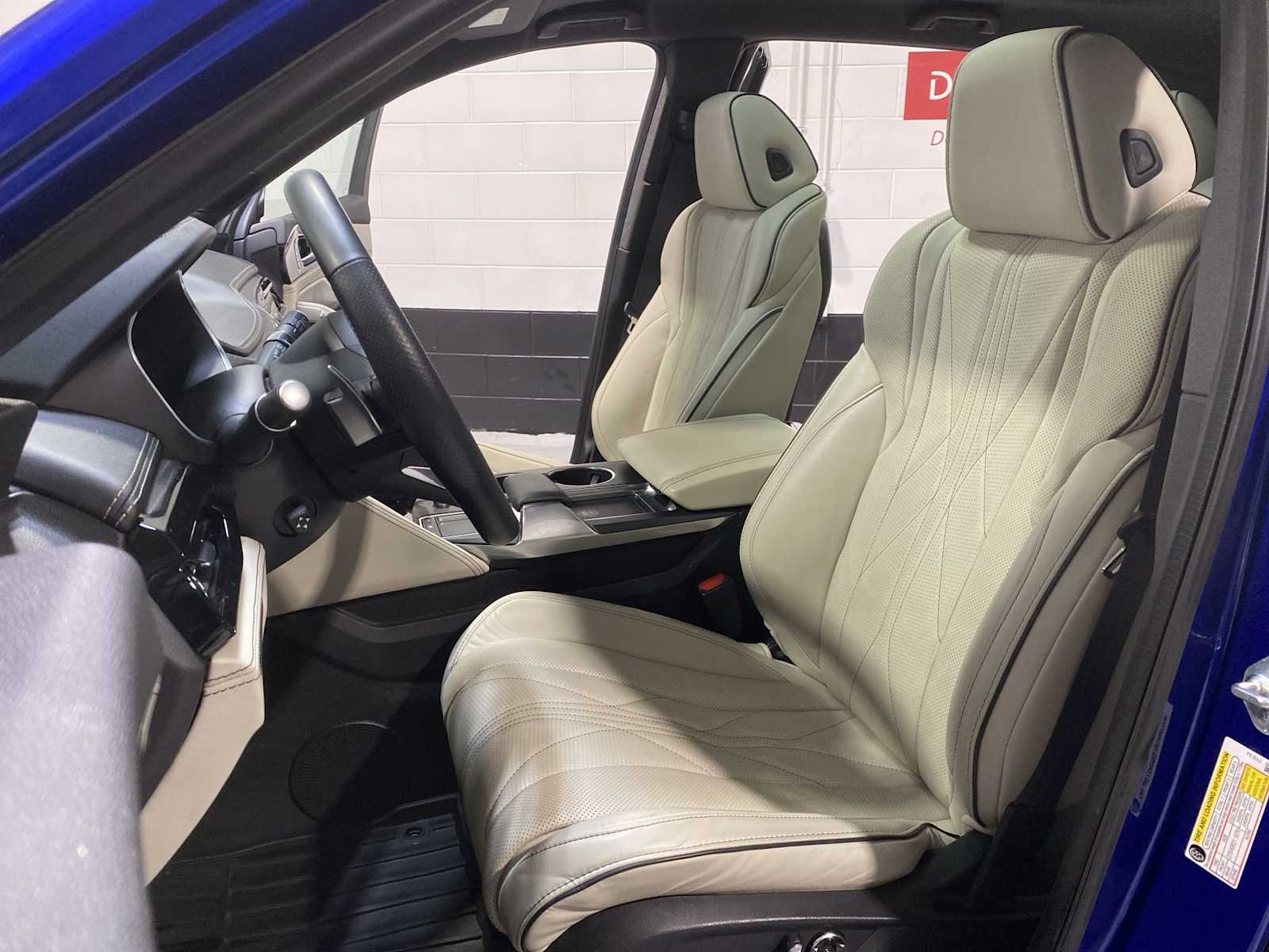 Thumbnail: 2023 Acura MDX - 11