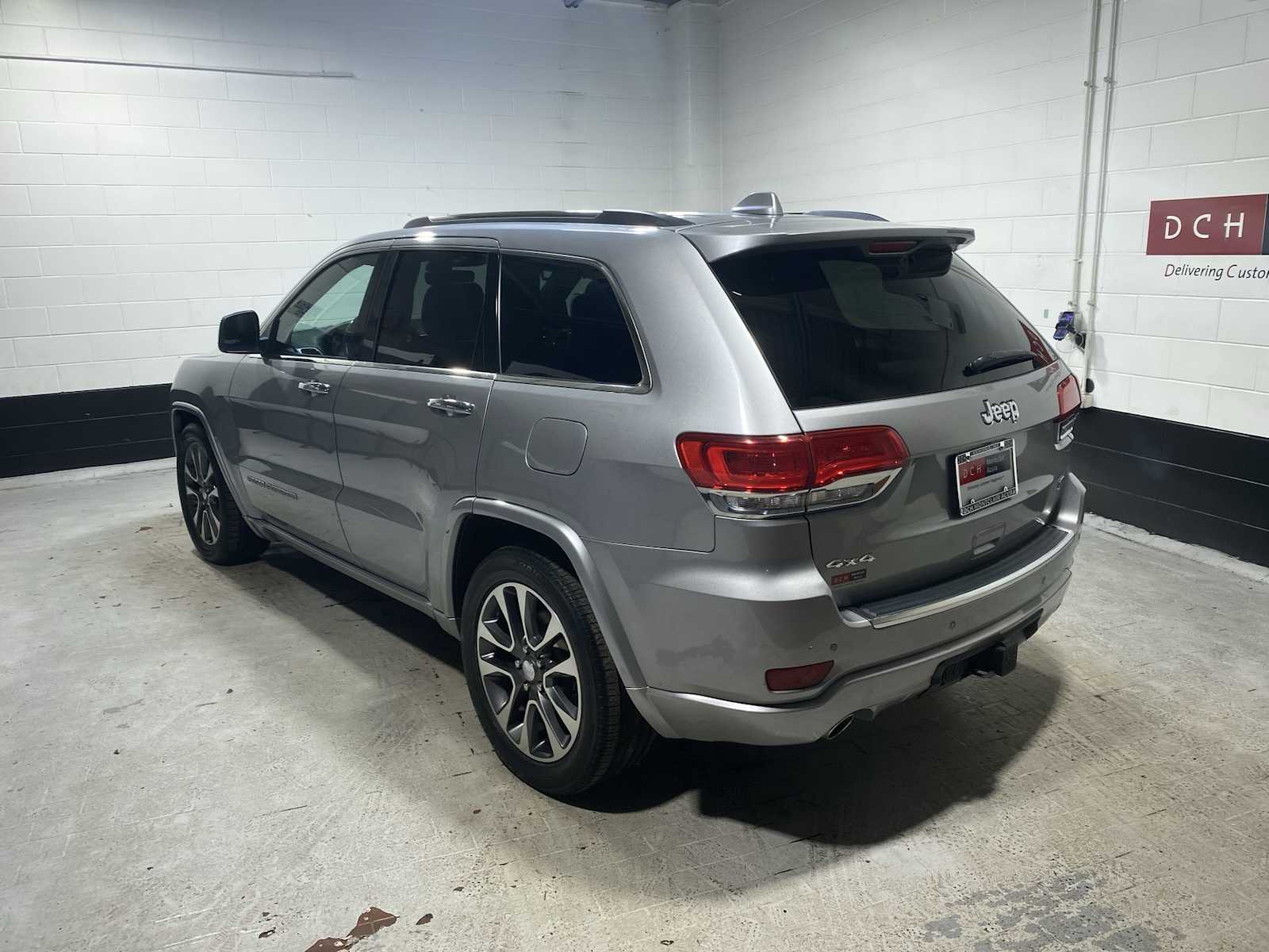 Thumbnail: 2018 Jeep Grand Cherokee - 4