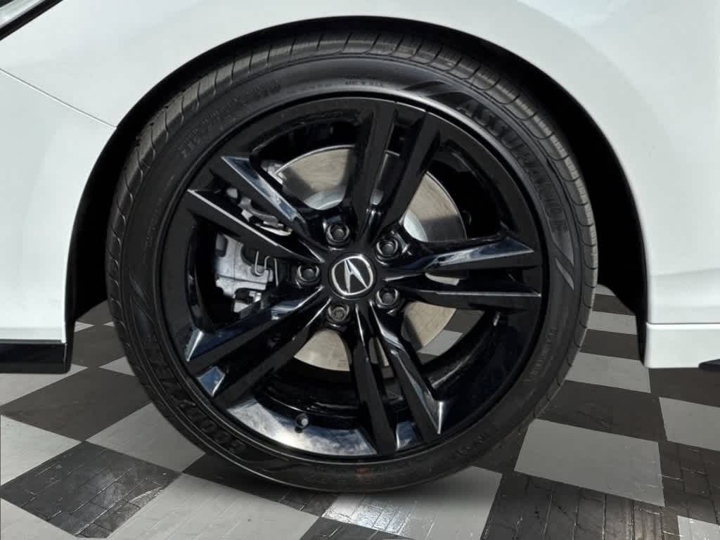 Thumbnail: 2026 Acura Integra - 10