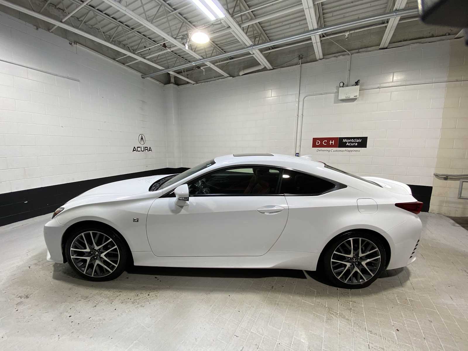 Thumbnail: 2016 Lexus RC - 3