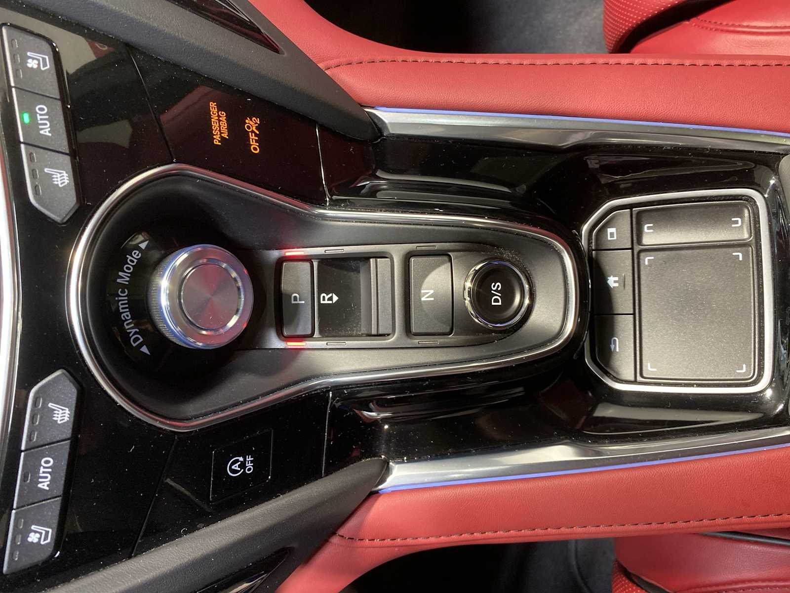 Thumbnail: 2025 Acura RDX - 17