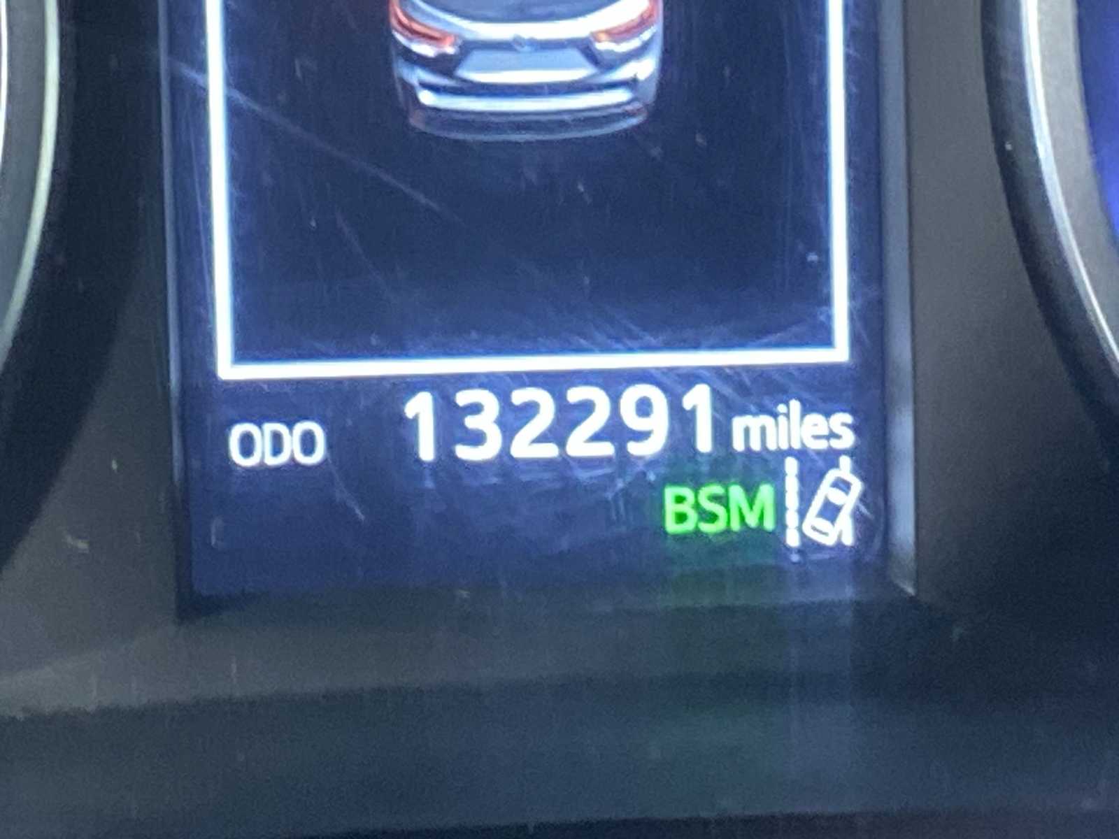 Thumbnail: 2019 Toyota Highlander - 18