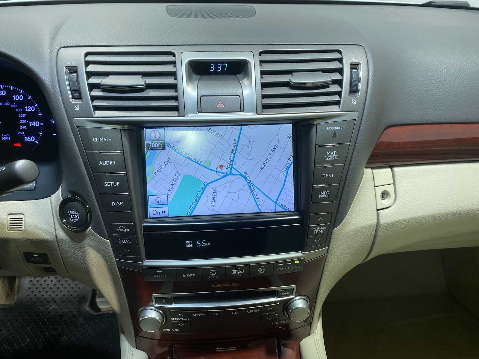 Thumbnail: 2012 Lexus LS - 16