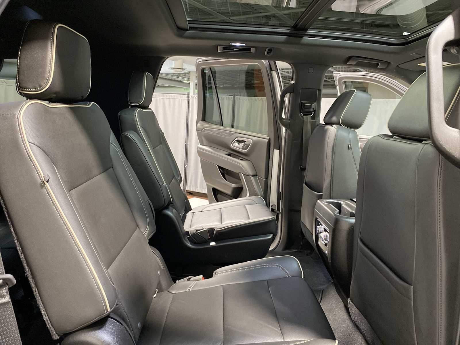 2021 GMC Yukon SLT 13