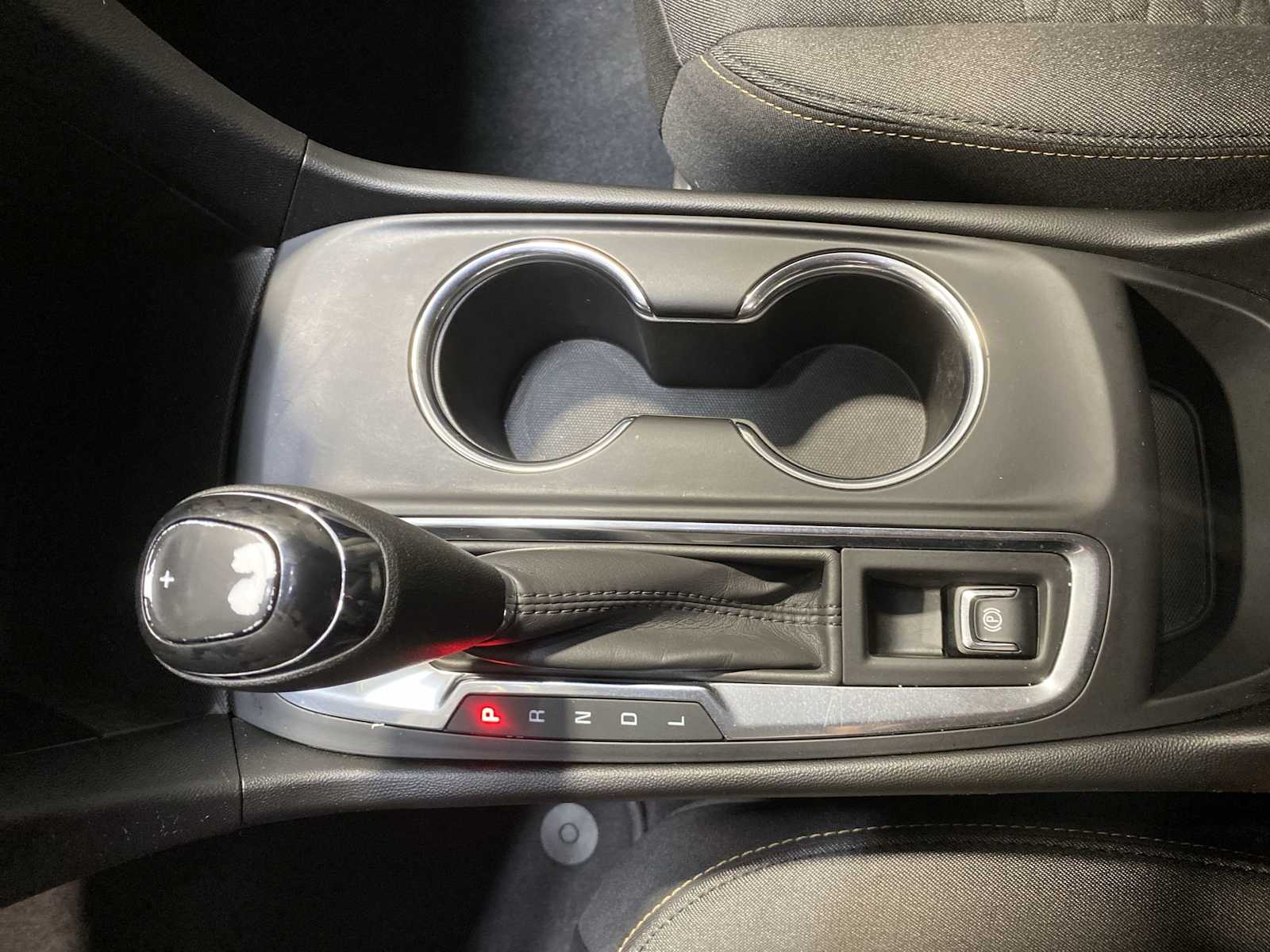 Thumbnail: 2020 Chevrolet Equinox - 17