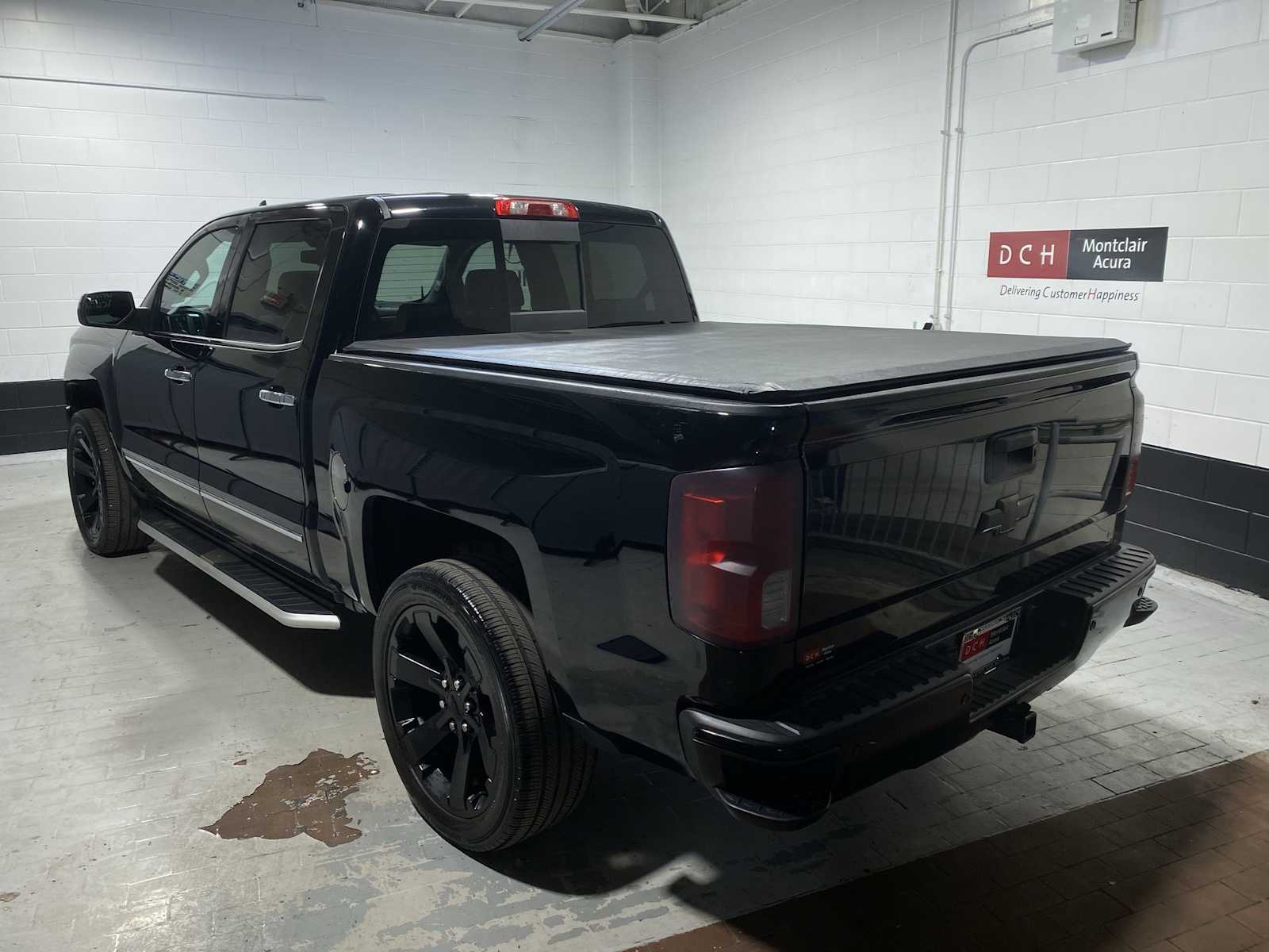 Thumbnail: 2018 Chevrolet Silverado 1500 - 4