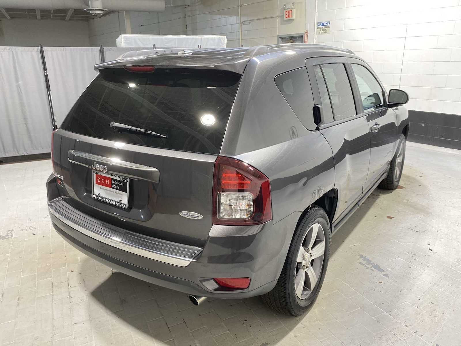 Thumbnail: 2017 Jeep Compass - 26