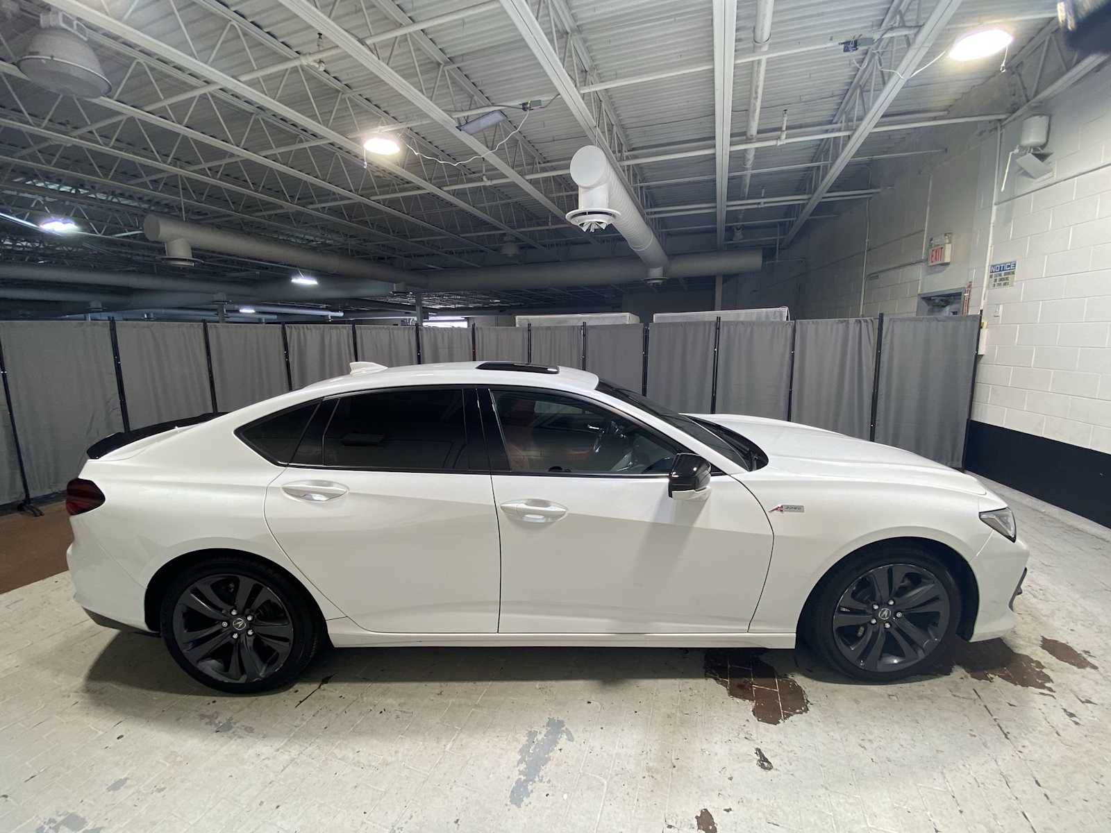 Thumbnail: 2023 Acura TLX - 27