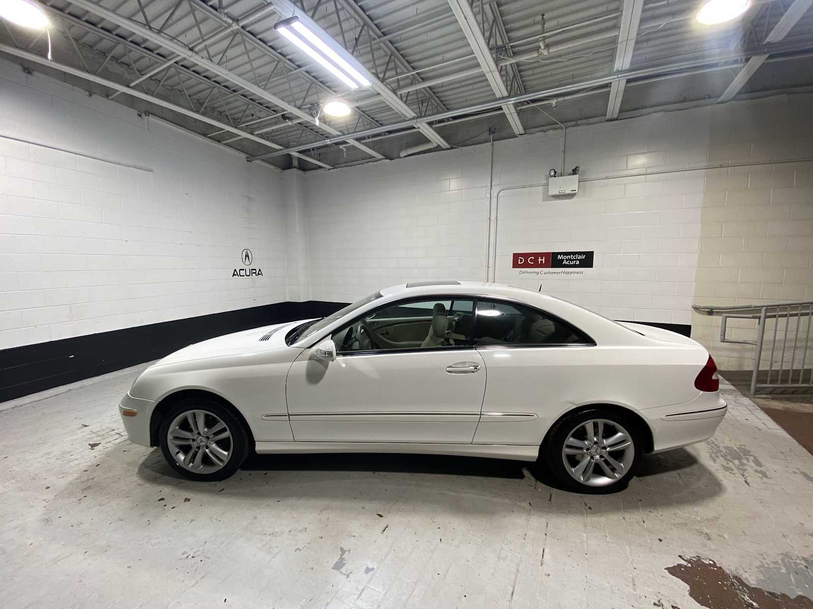 Thumbnail: 2006 Mercedes-Benz CLK - 3