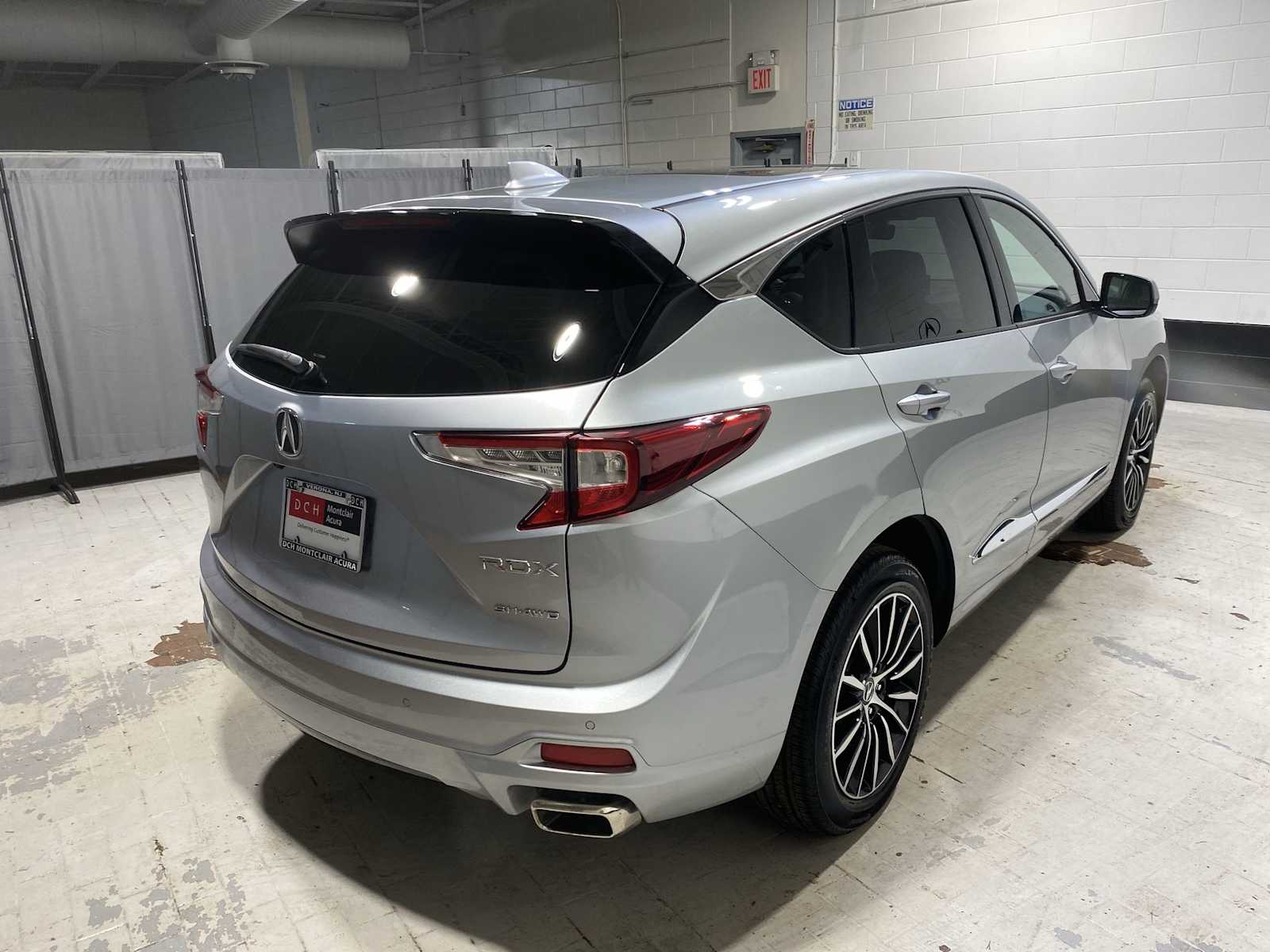 Thumbnail: 2025 Acura RDX - 26