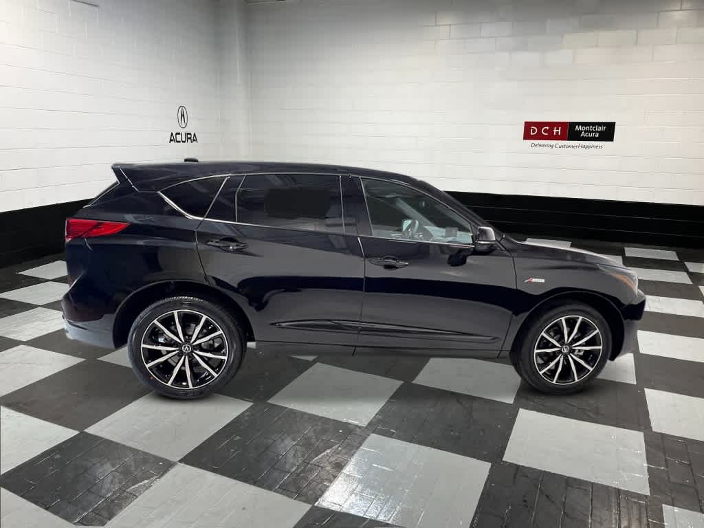 Thumbnail: 2025 Acura RDX - 6