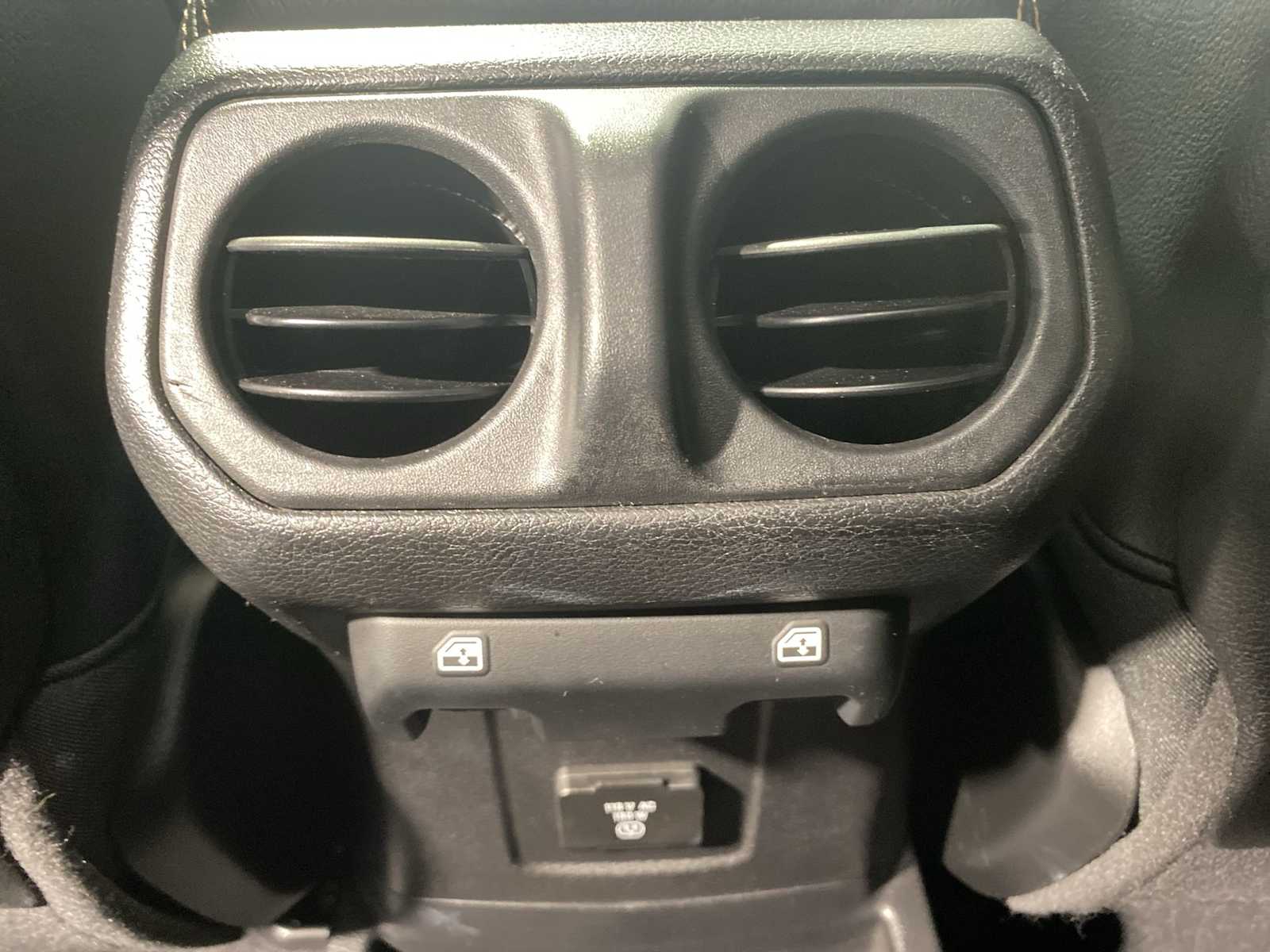 Thumbnail: 2021 Jeep Wrangler - 25