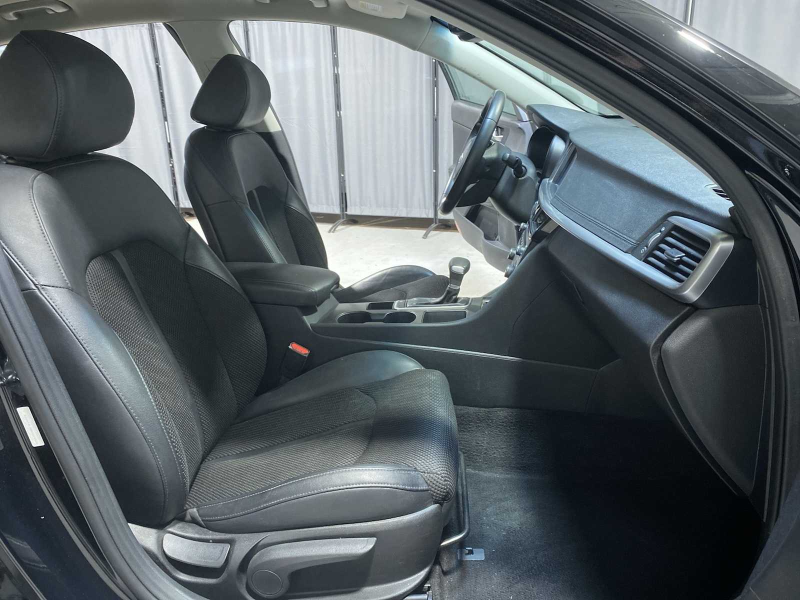 Thumbnail: 2019 Kia Optima - 14