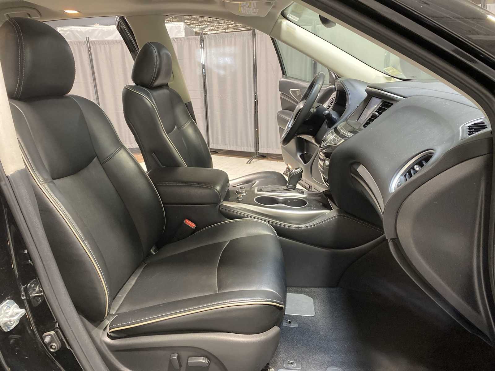 Thumbnail: 2019 INFINITI QX60 - 14