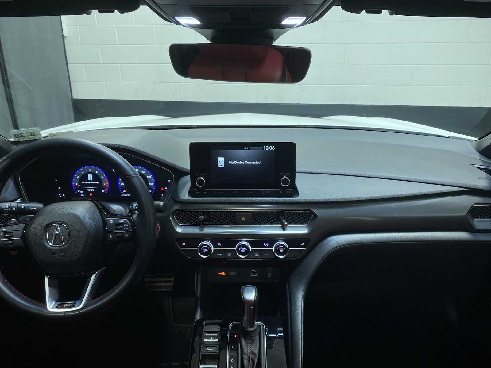 Thumbnail: 2025 Acura Integra - 10