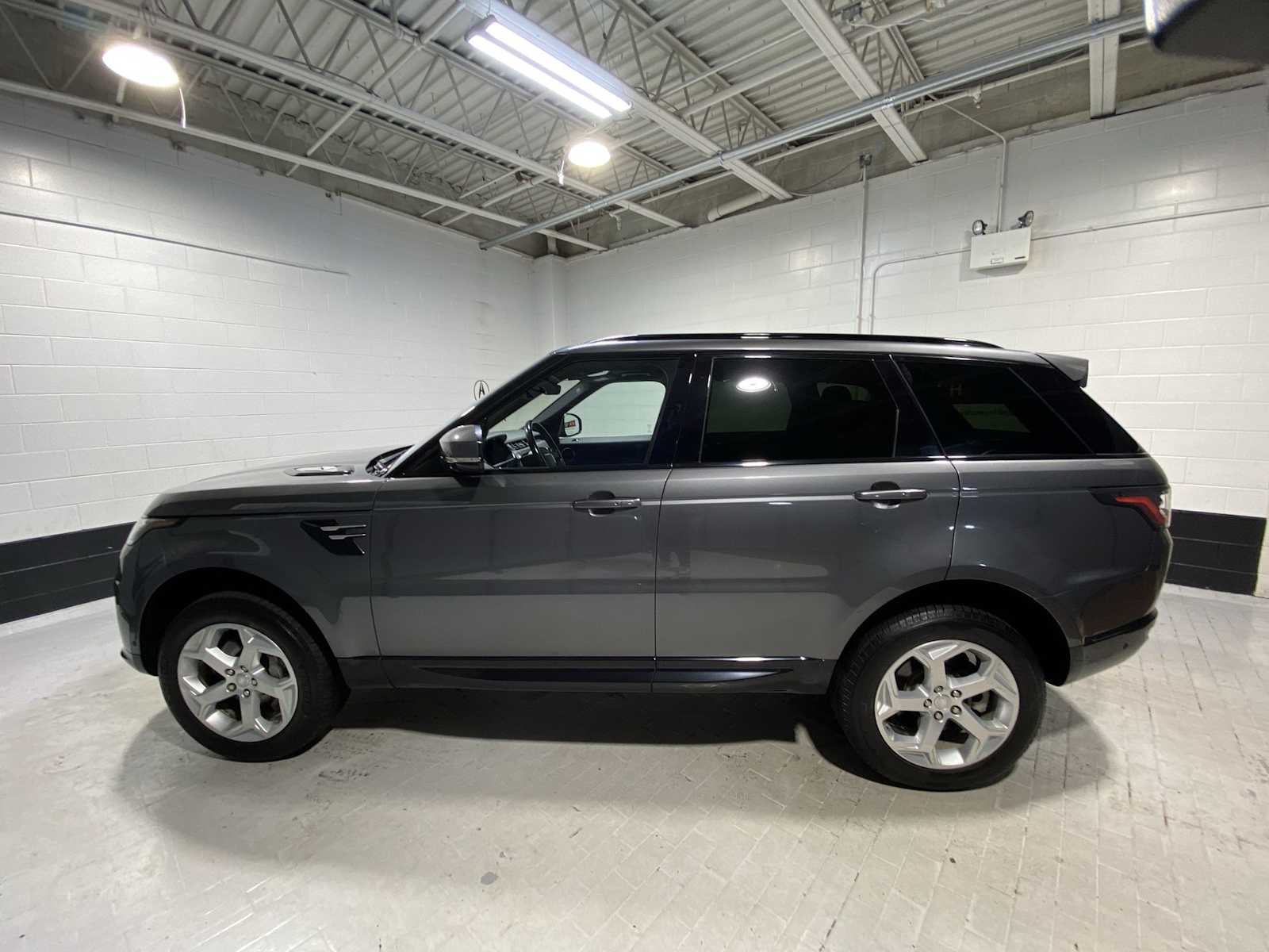Thumbnail: 2018 Land Rover Range Rover Sport - 3