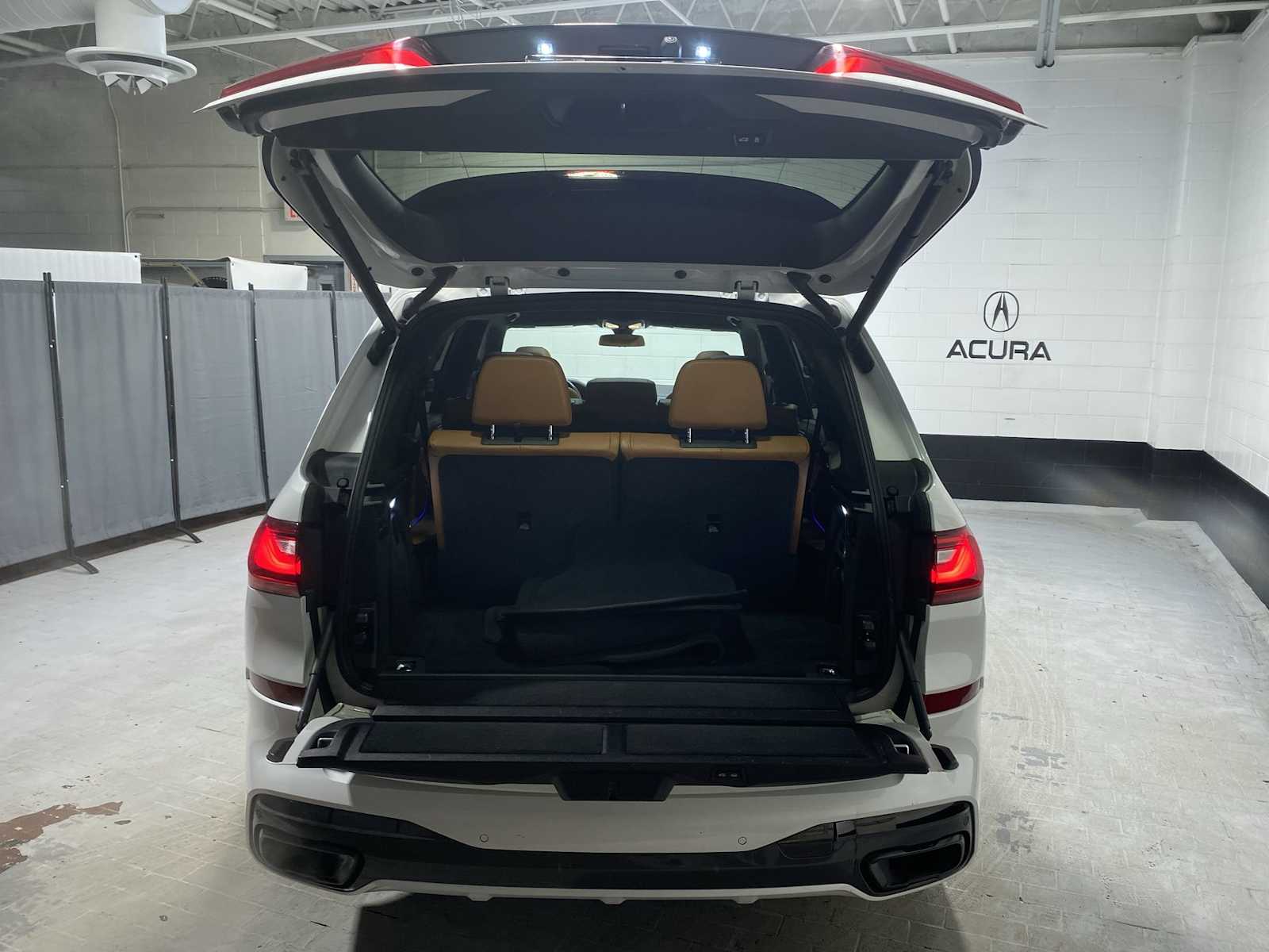 Thumbnail: 2021 BMW X7 - 19