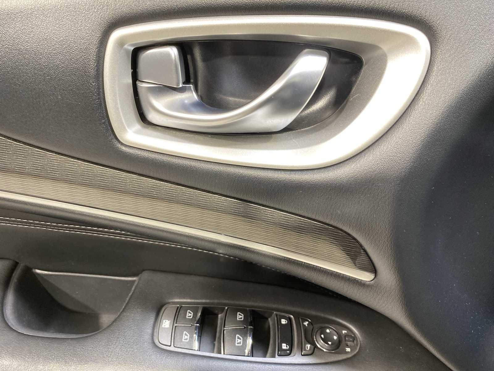 Thumbnail: 2019 INFINITI QX60 - 23