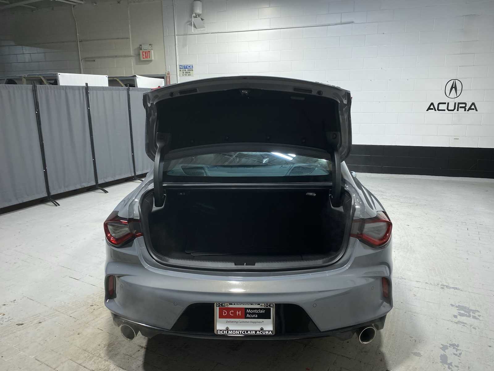 Thumbnail: 2025 Acura TLX - 19