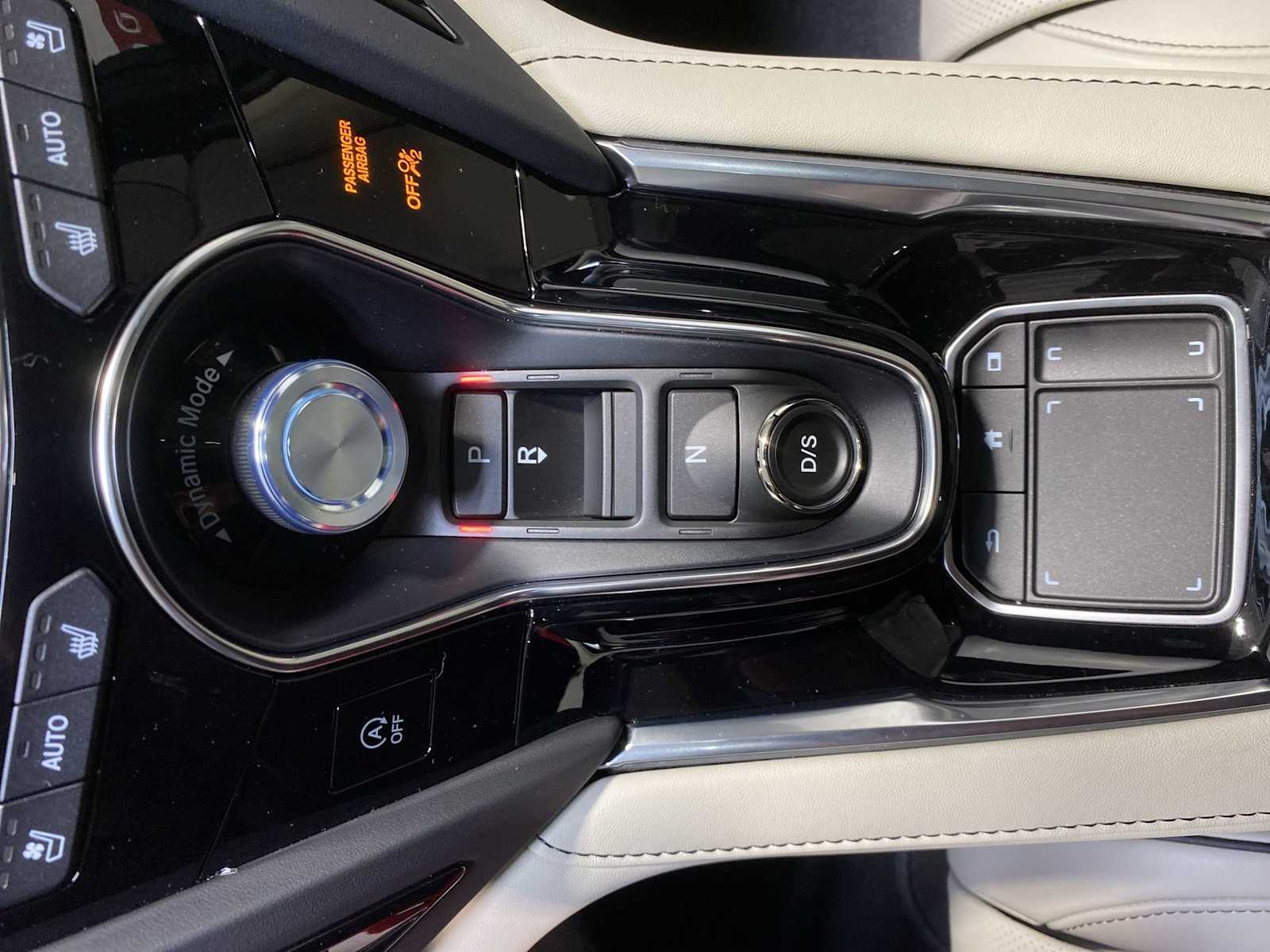 Thumbnail: 2025 Acura RDX - 17