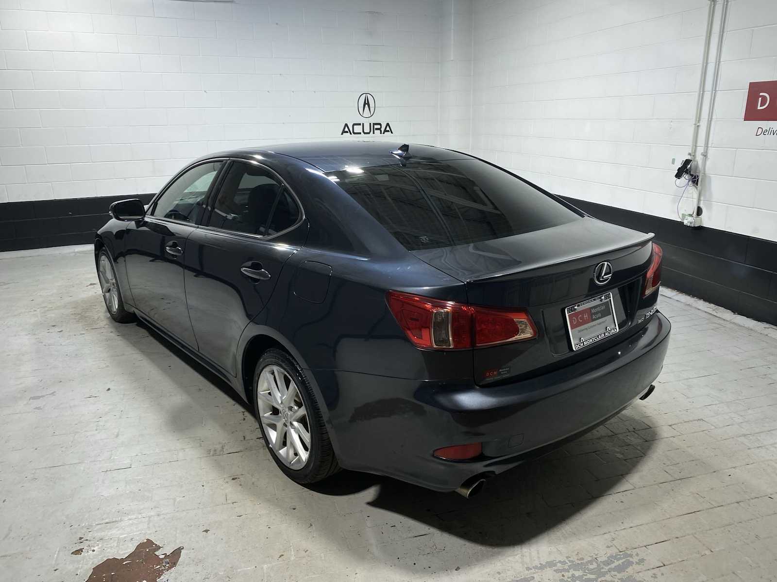 Thumbnail: 2011 Lexus IS - 4